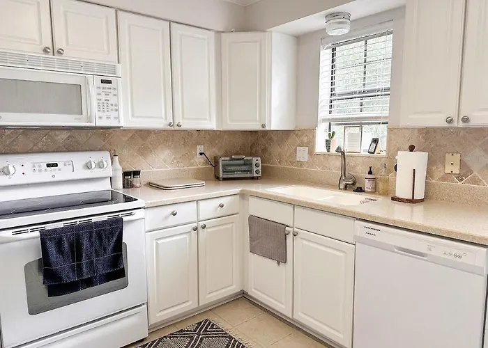 2br Modern & Cozy With Parking Holiday home