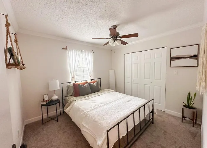 2br Modern & Cozy With Parking Holiday home