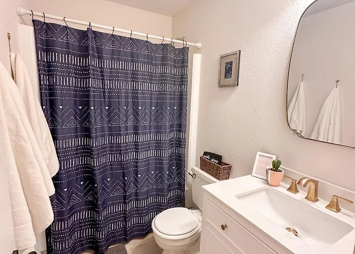 2br Modern & Cozy With Parking Holiday home