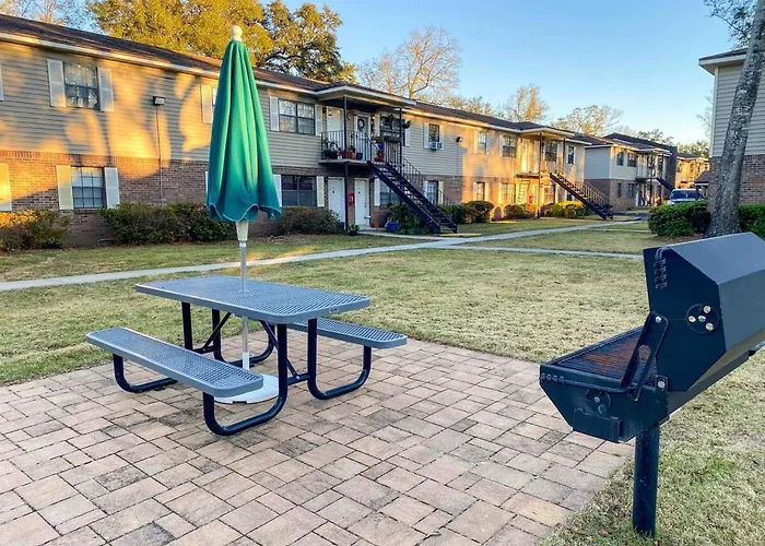 2br Modern & Cozy With Parking Holiday home