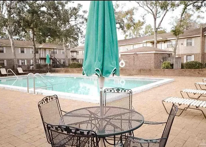2br Modern & Cozy With Parking Holiday home *